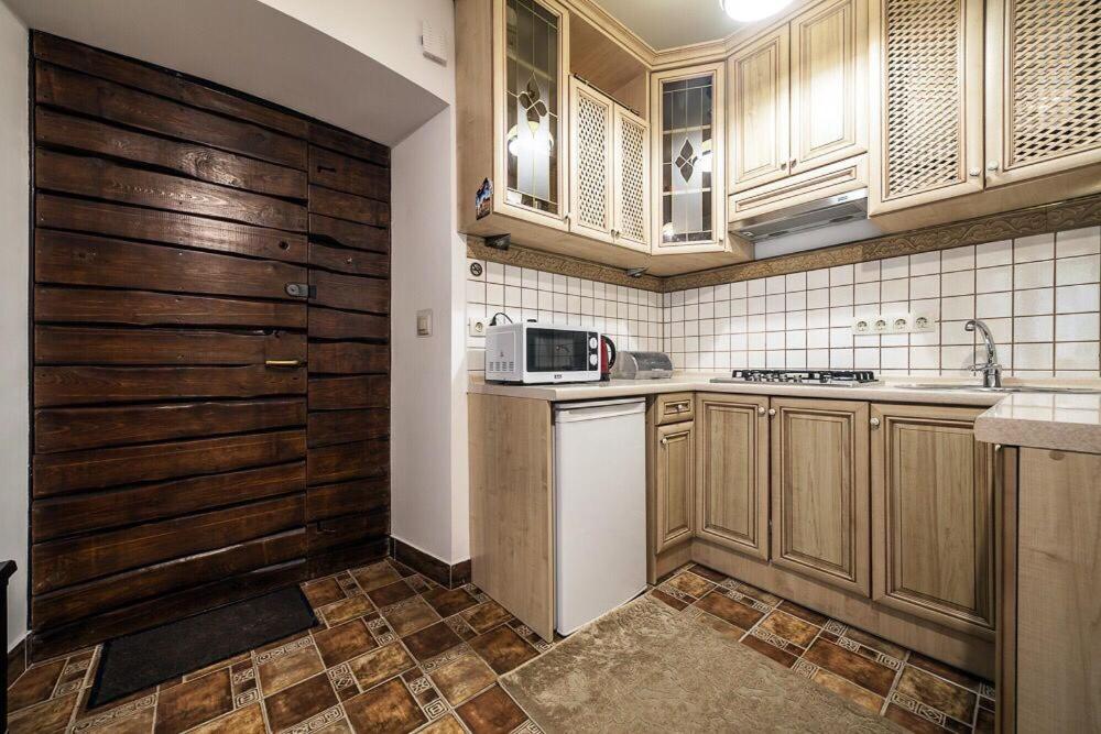 Austrian Apartment Львов Экстерьер фото